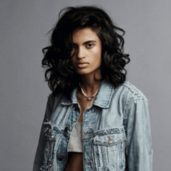 Sebastian Professional Re-Shaper Strong And Touchable Feel Hairspray 300ml