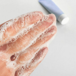 STAY WELL Triple Hyaluronic Acid Cleansing Foam 130ml