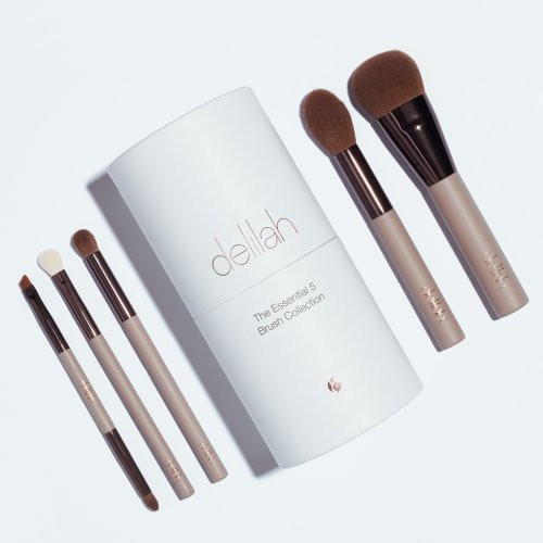 Delilah The Essential 5 Brush Collection Gift set