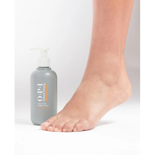 OPI Nature Strong Soften Up Pedi Soak 250ml