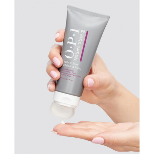 OPI Nature Strong Moisture Mission Hand & Foot Cream 250ml