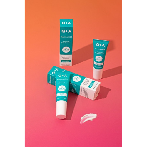 Q+A Niacinamide Balancing Face Cream SPF50 50ml